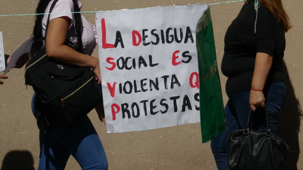 CHILI LES IMAGES D'UNE REVOLUTION A SANTIAGO ET PUNTA ARENAS Memoire